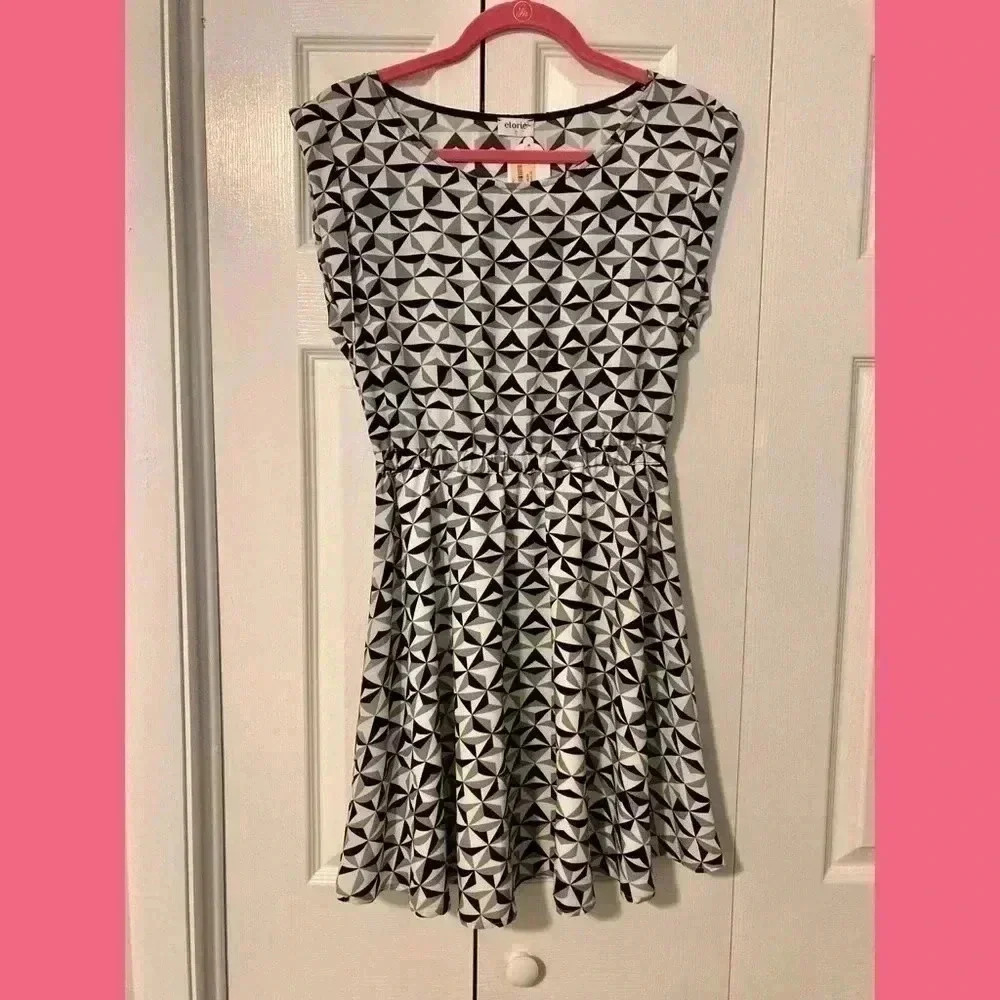 Elorie Geometric Print Dress
